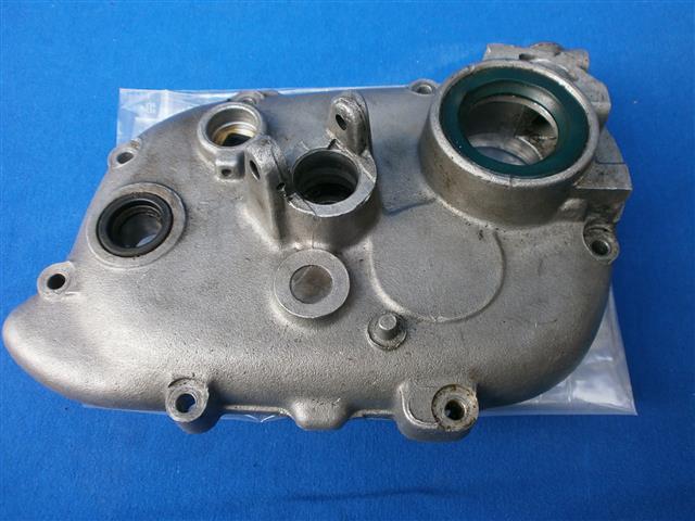 Getriebedeckel R26/27 gebraucht auf Anfrage