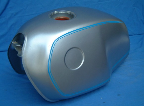 Tank 100RS silber NOS Farbcode 530 nicht mehr lieferbar