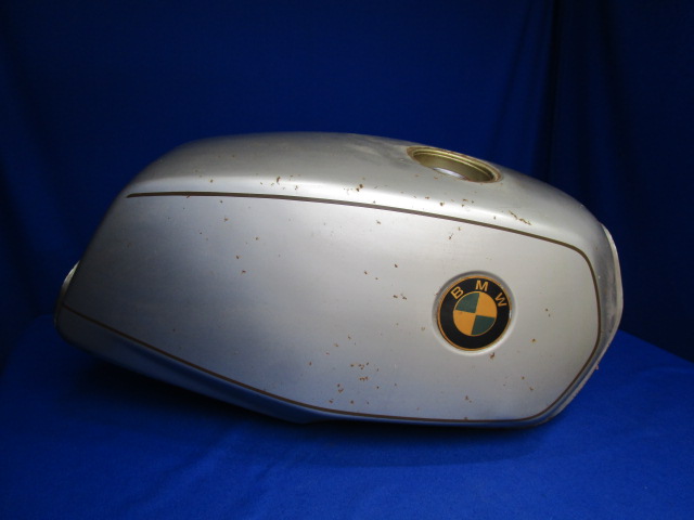 Tank R45,65,65LS gebraucht silber innen ohne Rost mit Beule