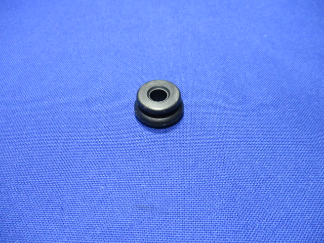 Gummitülle Starterzügehalter R100GS PD, R80R,100R und K-ModelleTankauflage hinten bis 05/91