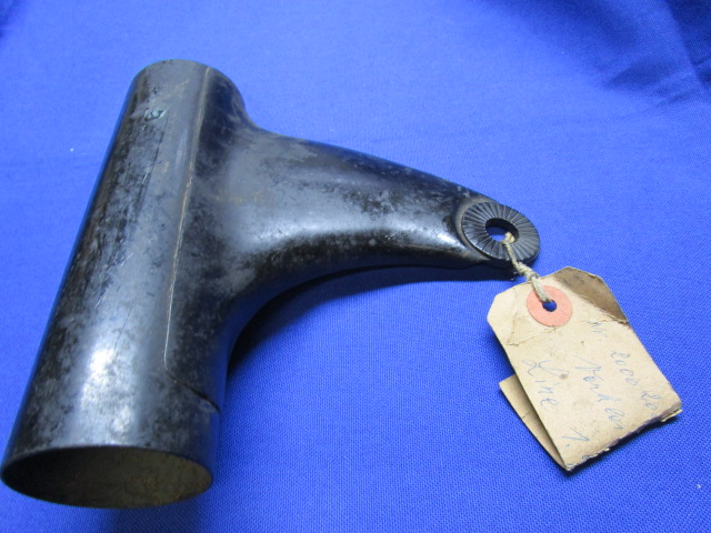 Scheinwerferhalter rechts R25,25/2 (NOS)