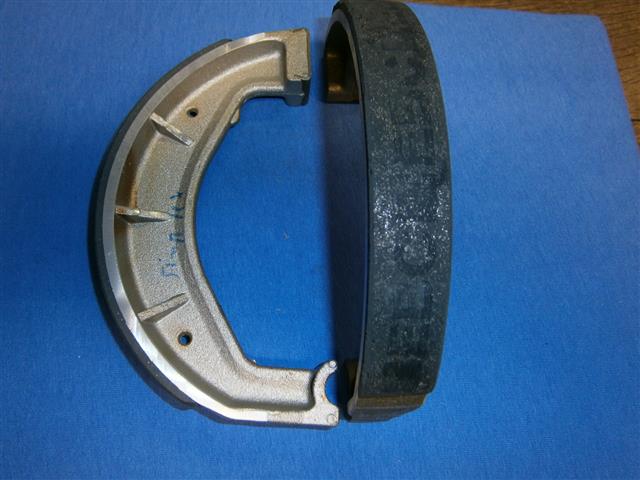 Bremsbacken Paar Simplex ( 1 Hebel an Bremsankerplatte) R51/2,51/3,67,67/2,68 Halbnabe passend für vorn und hinten V