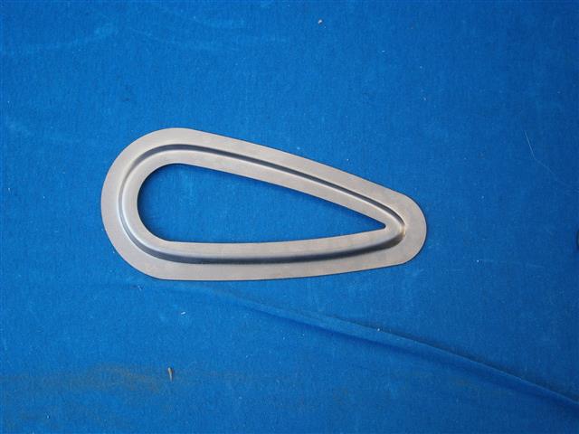 Reparaturblech Kniekissen li./re. R25/0/2,51/3,67,67/2,67/3,68