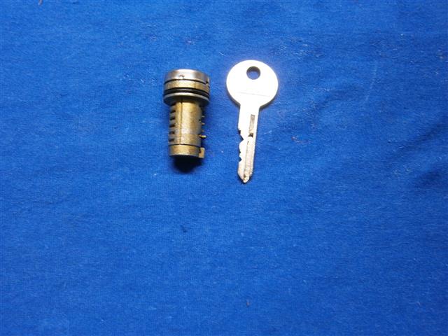 Schließzylinder Top Case 22l orig. BMW R65.80,100RS,RT ab Bauj. 85 und K Modelle