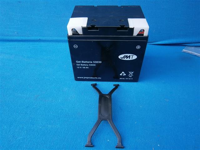 Batterie alle Boxer ab 1974-1995  (außer R45,65,G/S,ST,LS) und K75,K100 Modelle 12V 30AH Gel wartungsfrei mit Halter zum Einbau