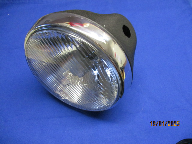 Scheinwerfer komplett 90S,60/6,75/6,90/6,60/7,75/7,80/7,80,80RT,100/7,100S,RS,RT -1985