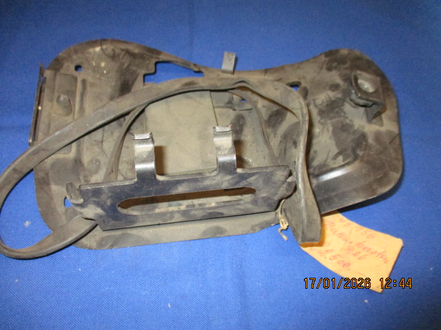 Rückwand Batteriehalter  R26/27 (NOS)